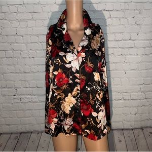 Stars Above Black, Red, White & Cream Floral Button Down shirt size M